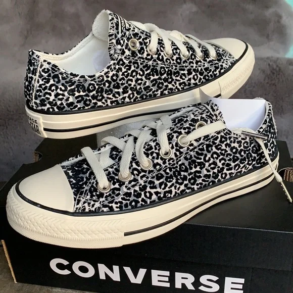 CONVERSE CTAS OX WHITE/BLACK/EGRET WMNS - Picture 9 of 16